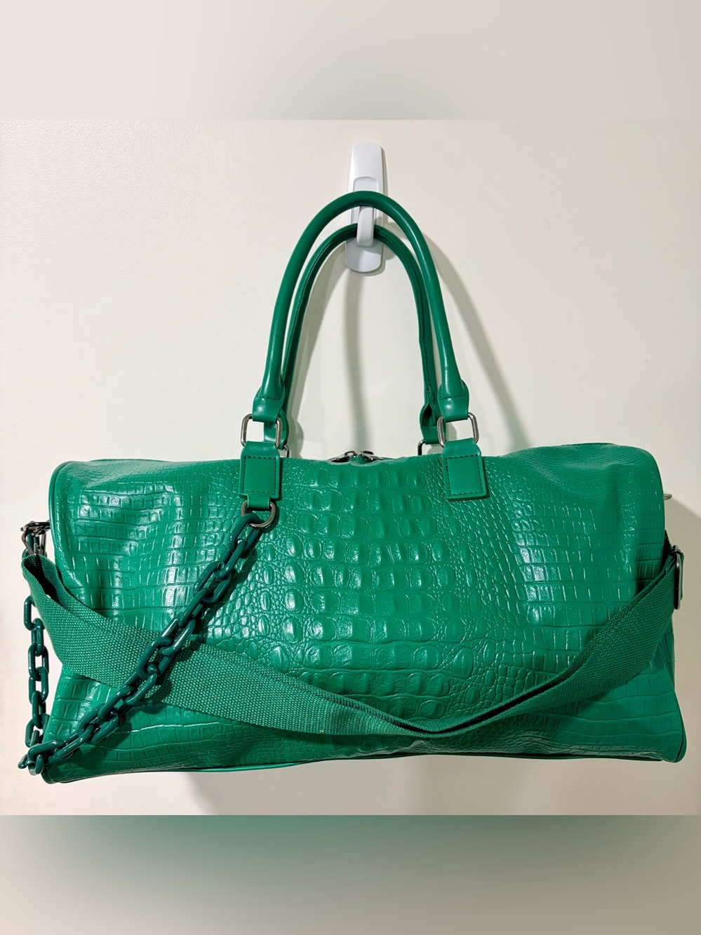*NEW* Privata Emerald Green Duffle with Crossbody & Chain & COA